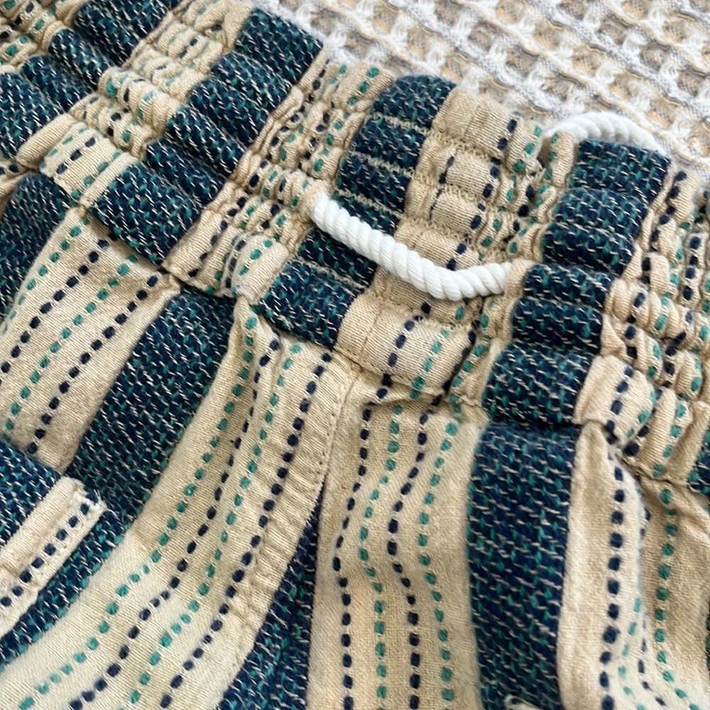 Cotton Roxy Short - Picture 4 of 6